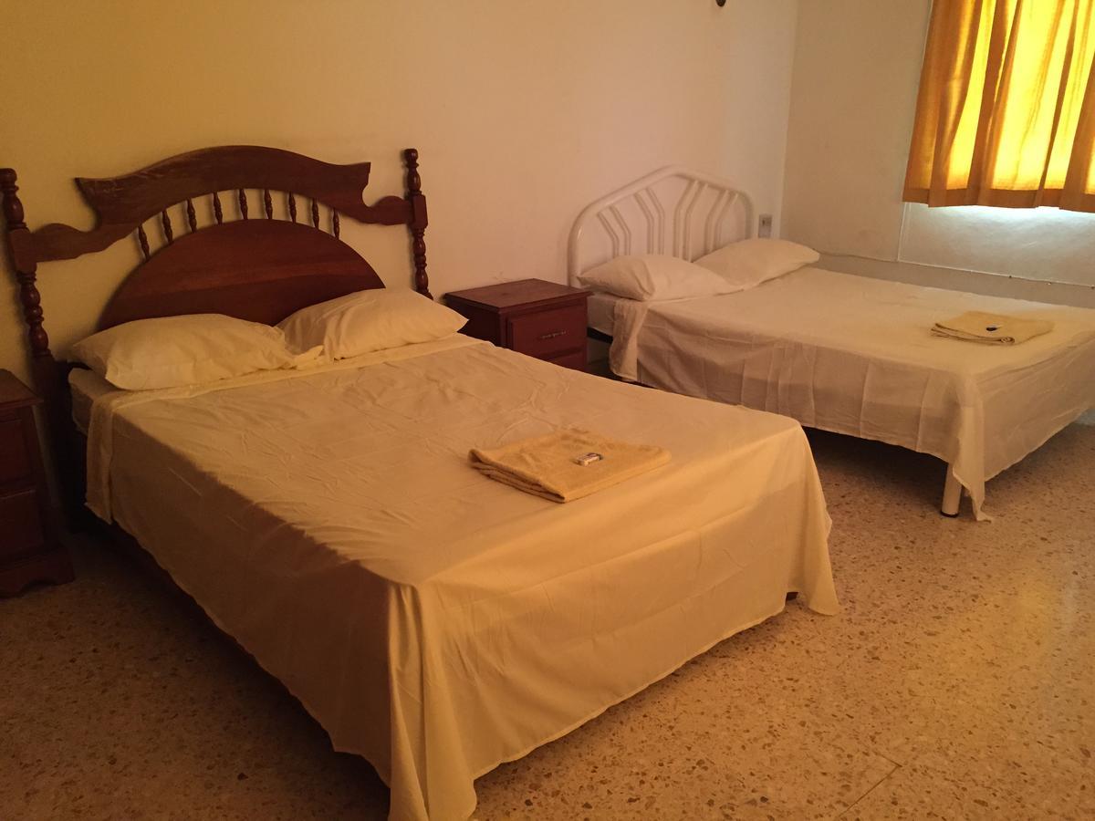 Hostal Kin-Beh Vandrehjem Valladolid  Eksteriør billede