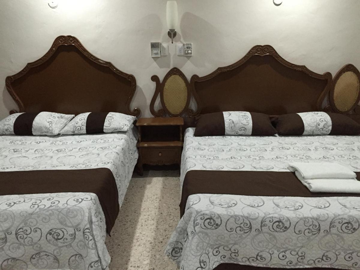 Hostal Kin-Beh Vandrehjem Valladolid  Eksteriør billede